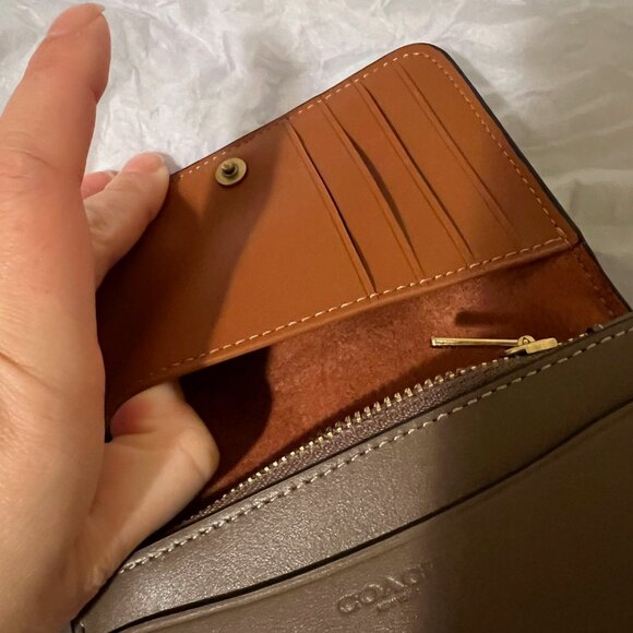 Coach small card wallet - Like New! - Picture 10 of 11